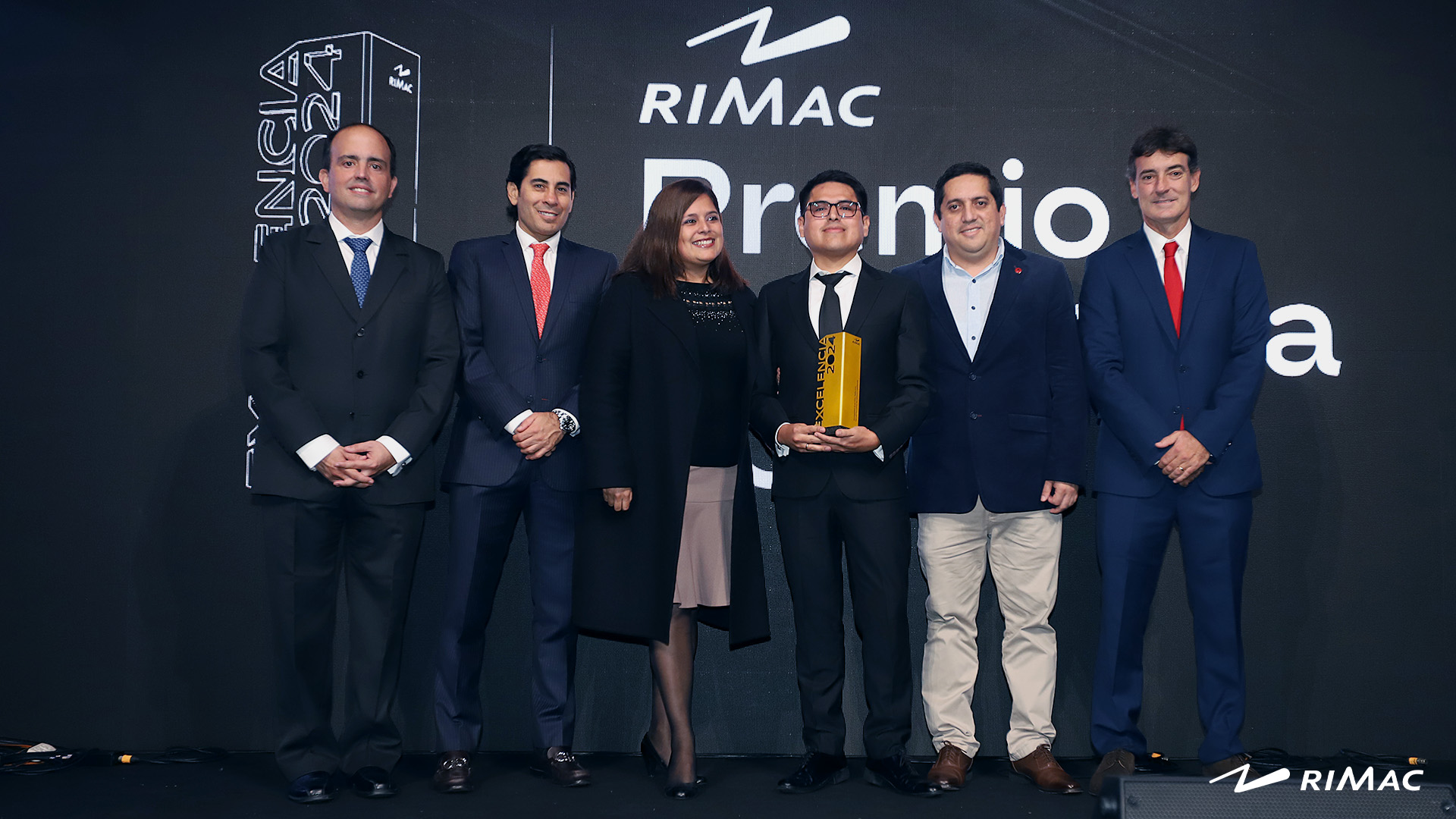 Ganadores del Premio Excelencia 2025 - Foto 28